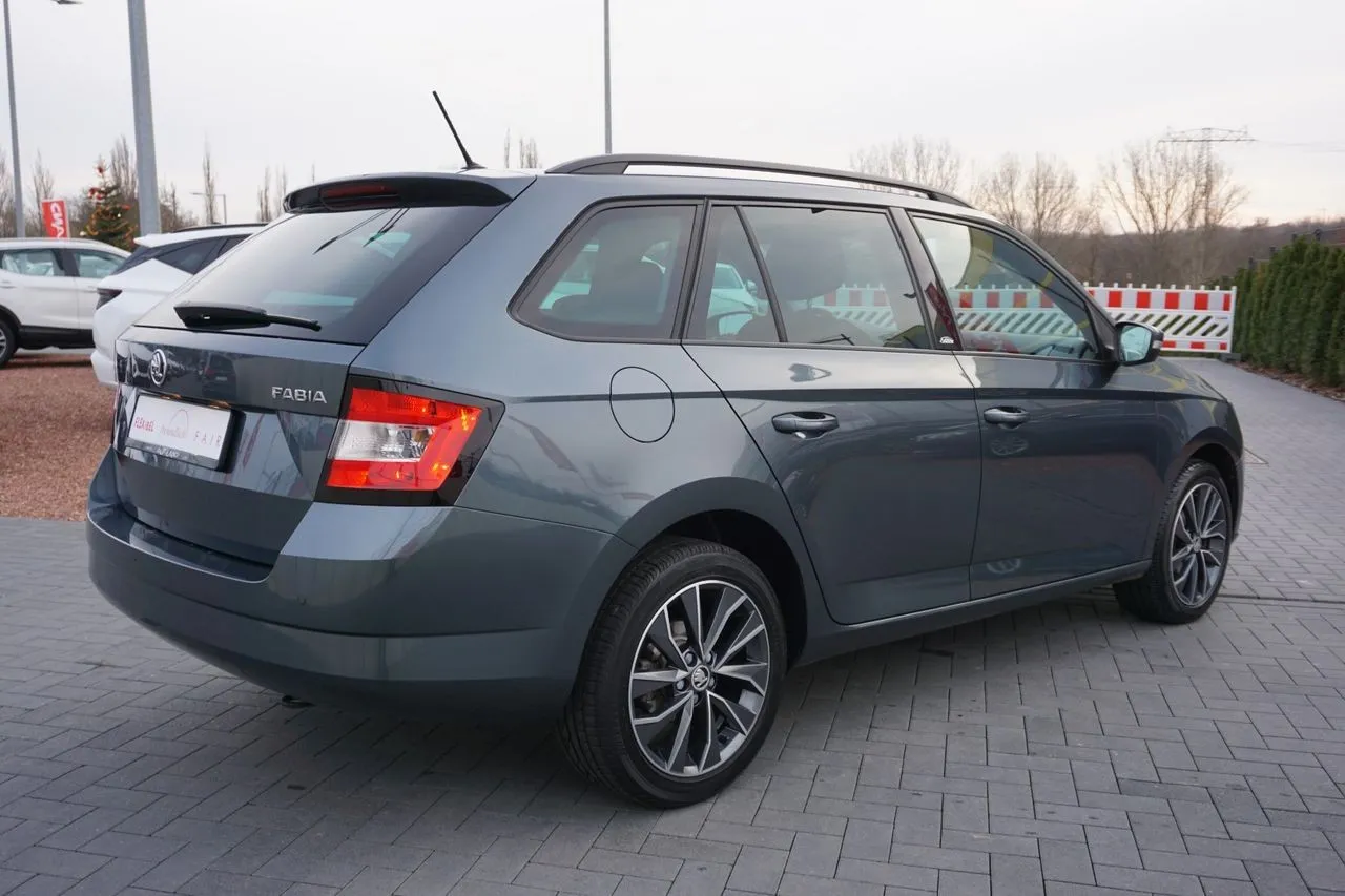 Skoda Fabia Combi 1.2 TSI Edition...  Image 4