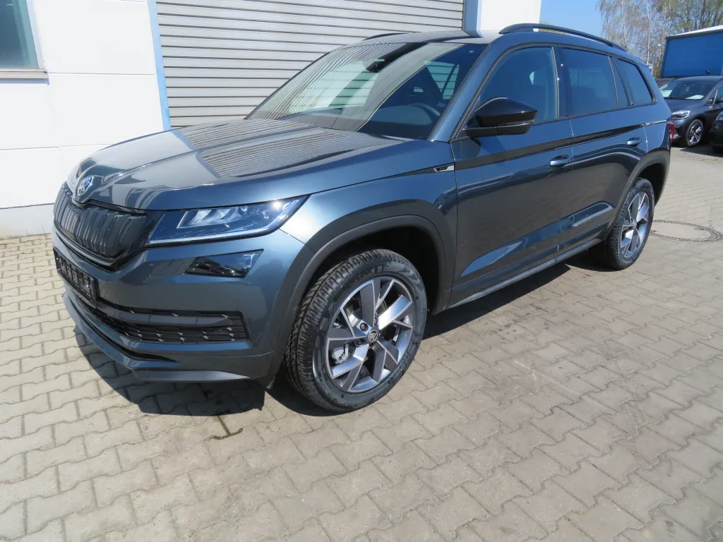 Skoda Kodiaq 2.0 TDI DSG 4X4 SPORTLINE*NAVI*ACC*PANO* Image 3