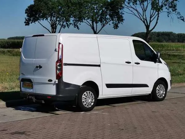 Ford Transit Custom 2.2 DCI Image 3